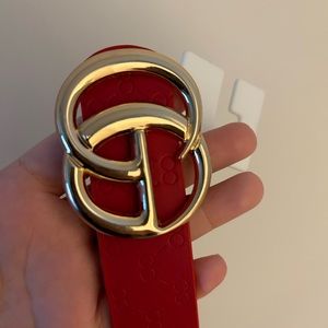 Red Gucci belt. New, never worn. Open to negotiation.